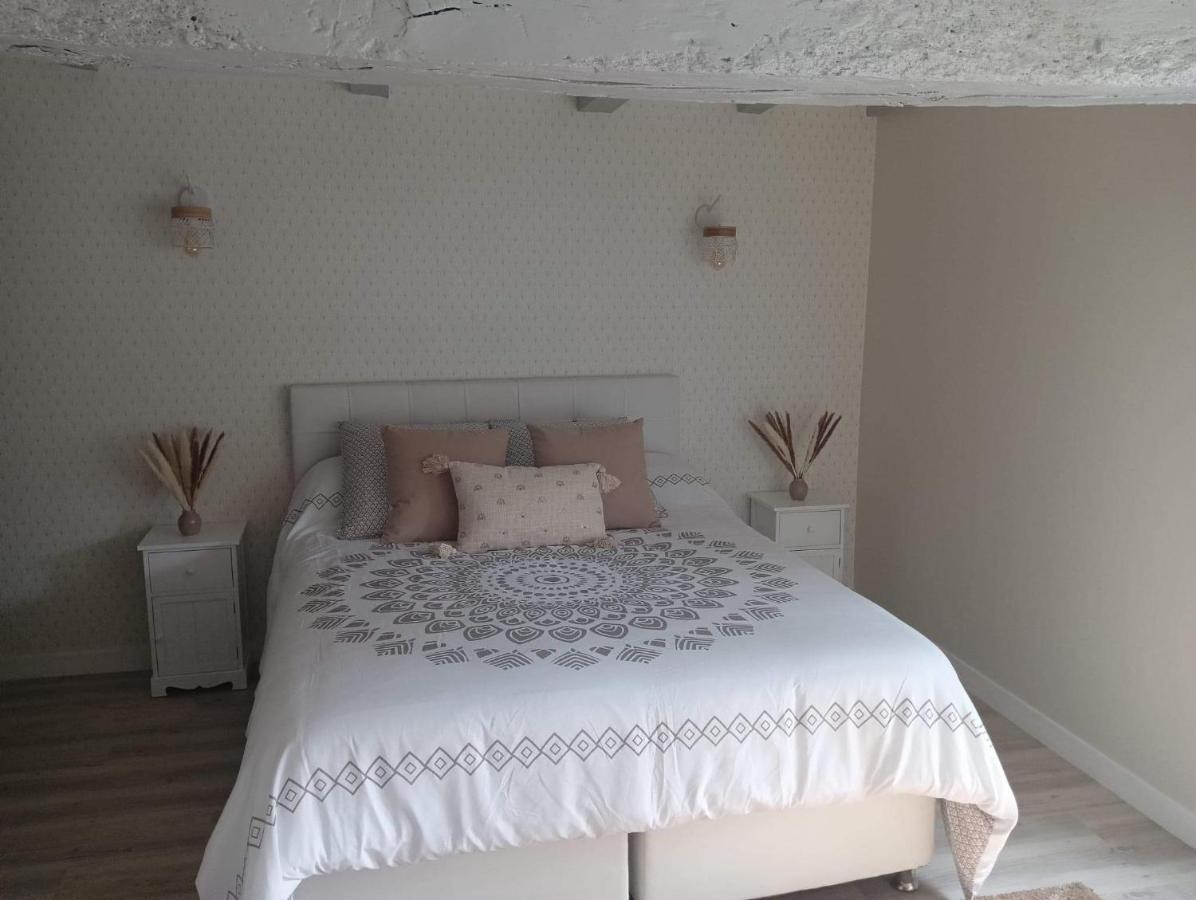 Lanvallay Chambre D'Hote Familiale De La Maison Bleue מראה חיצוני תמונה