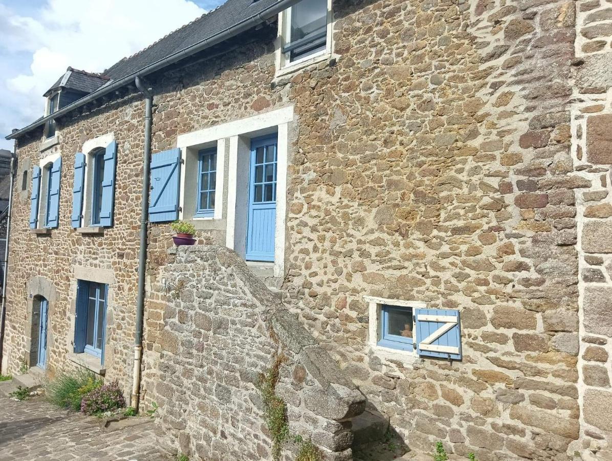 Lanvallay Chambre D'Hote Familiale De La Maison Bleue מראה חיצוני תמונה
