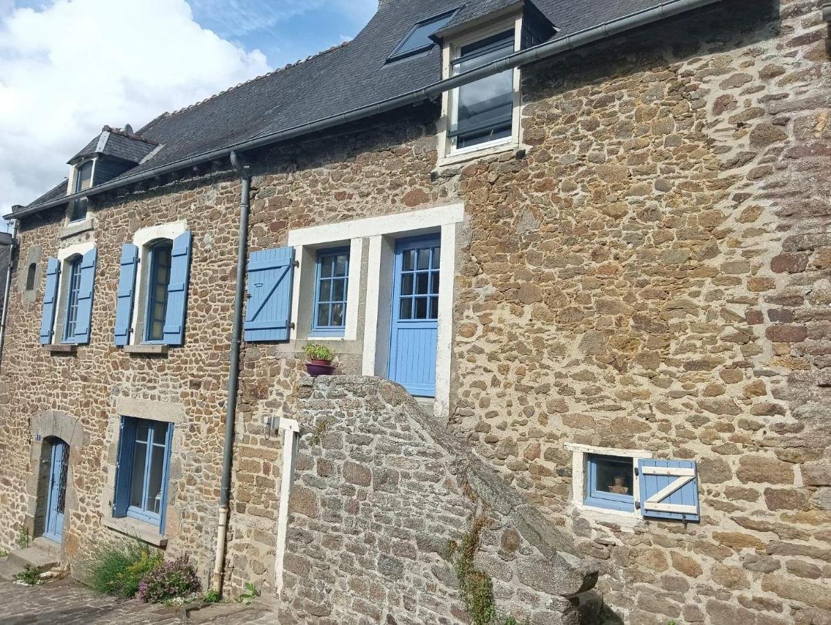 Lanvallay Chambre D'Hote Familiale De La Maison Bleue מראה חיצוני תמונה