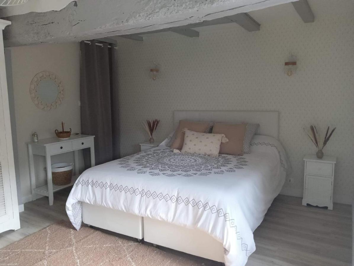 Lanvallay Chambre D'Hote Familiale De La Maison Bleue מראה חיצוני תמונה